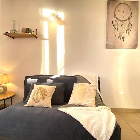 Esprit Boheme Apartment Файенс Екстериор снимка