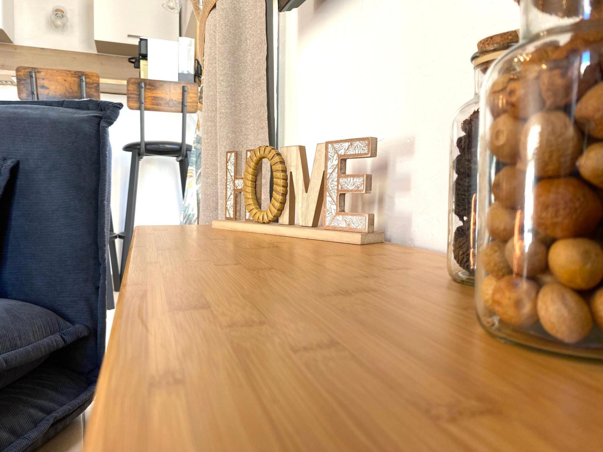 Esprit Boheme Apartment Файенс Екстериор снимка